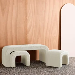 Bank und Satzhocker Bouclé