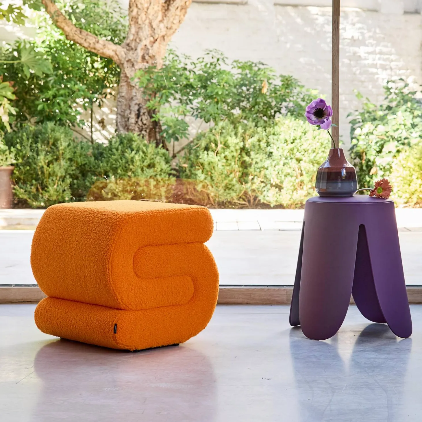 Design-Hocker mit Bouclé-Bezug 1 Platz