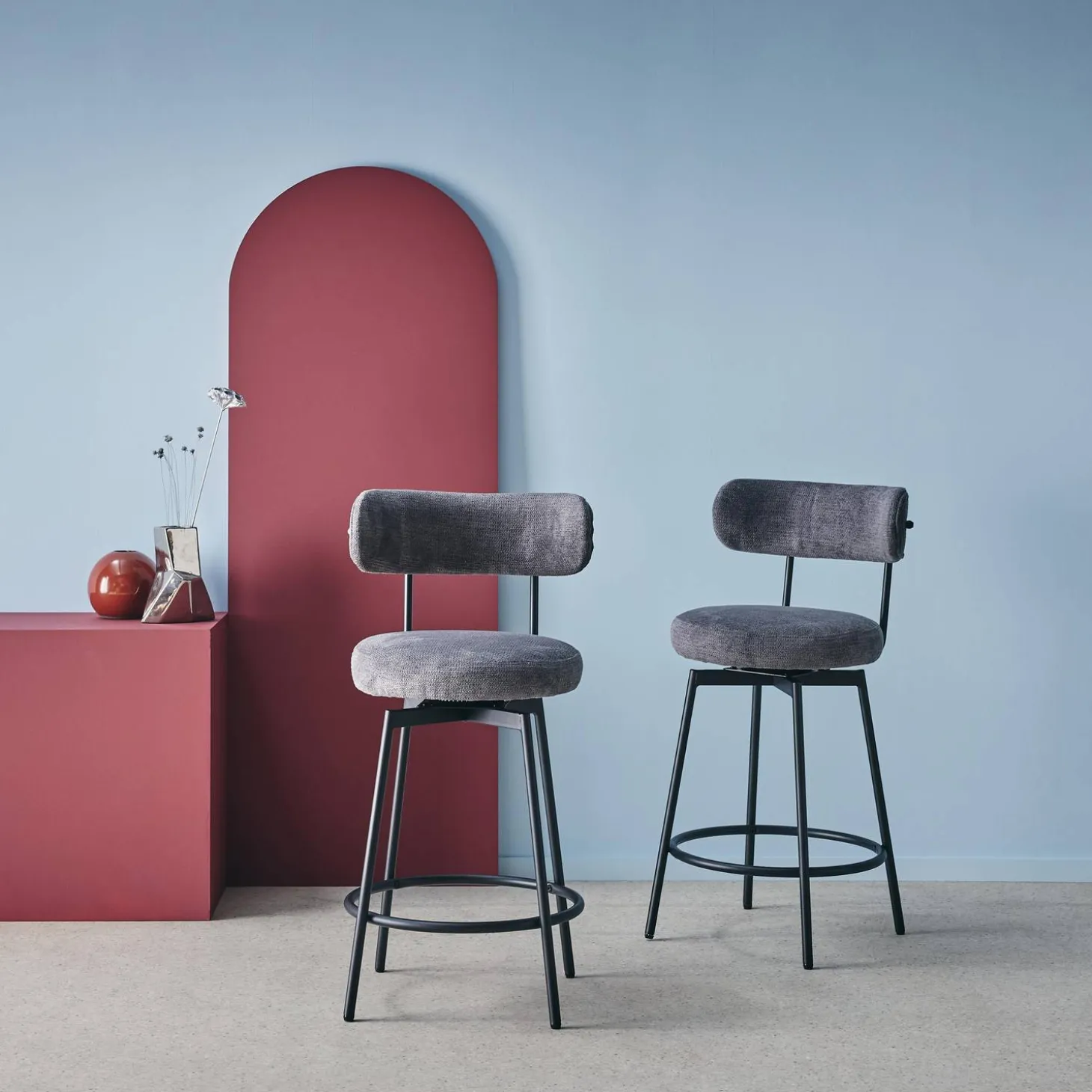 2er-Set Barhocker mit drehbarem Sitz aus Metall mit Stoffbezug