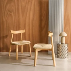 2er-Set skandinavische Stühle Heveaholz und Seilbespannung