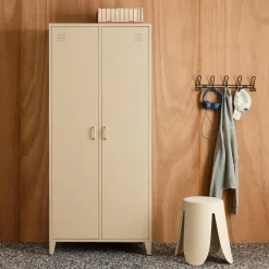 Industrieller Metall-Kleiderschrank mit 2 Türen, 4 Regalböden, 1 Kleiderstange