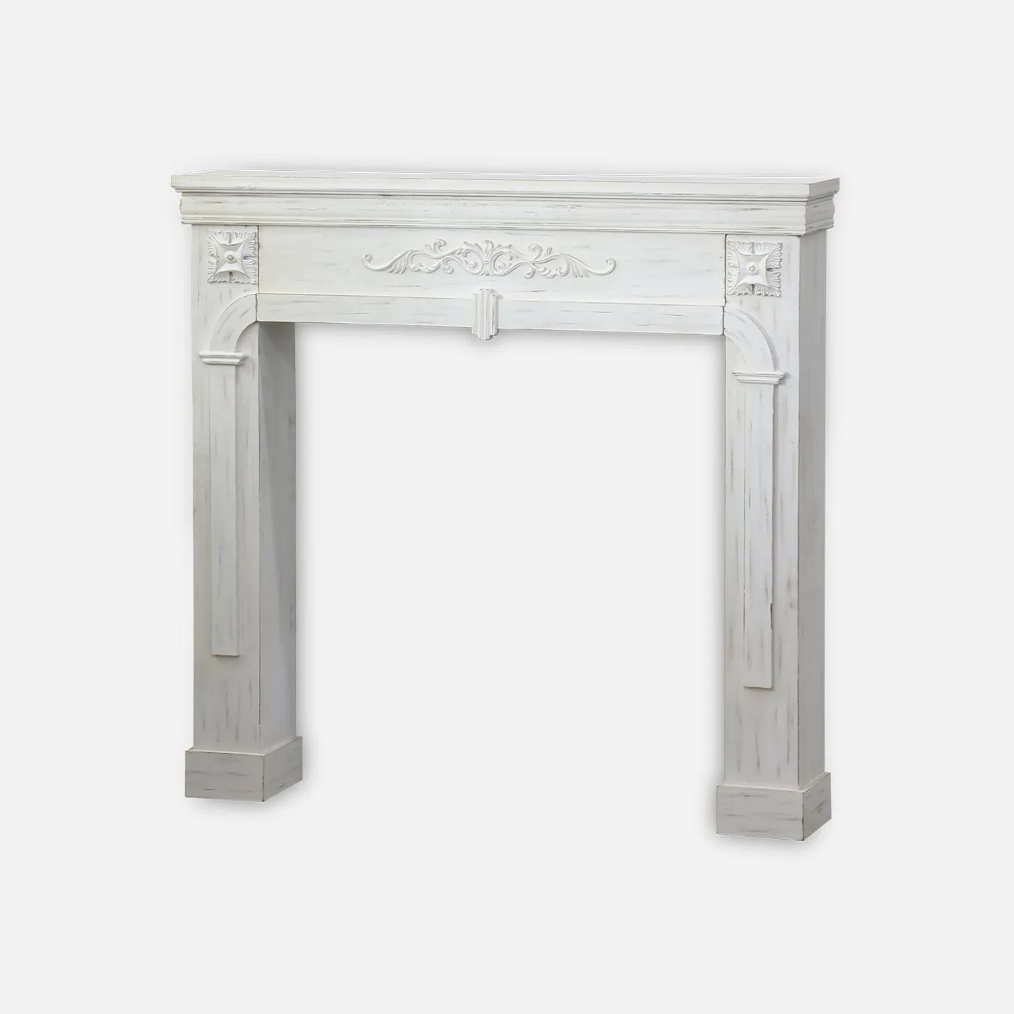 Kaminmantel mit gekalkter Holzoptik