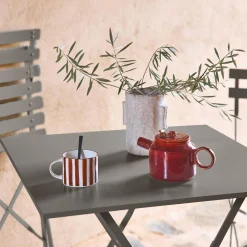 Klappbarer Bistro-Gartentisch aus Stahl, 2 Personen