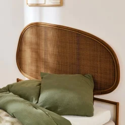 Kopfteil aus dunklem Rattan