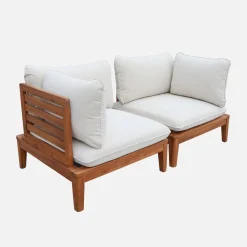 Modulare Gartenbank aus Akazienholz mit Seitenteilen und Bezug mit Bouclé-Look