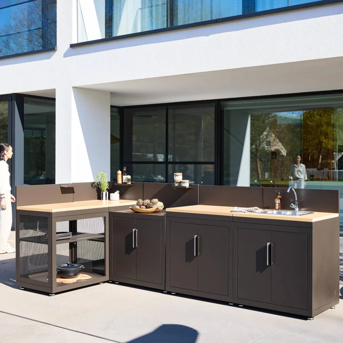 Outdoor-Küche 5 Module Stahl und Holzdekor