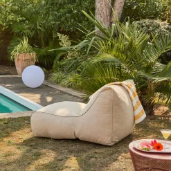 Outdoor-Sessel mit Olefin-Bezug beige