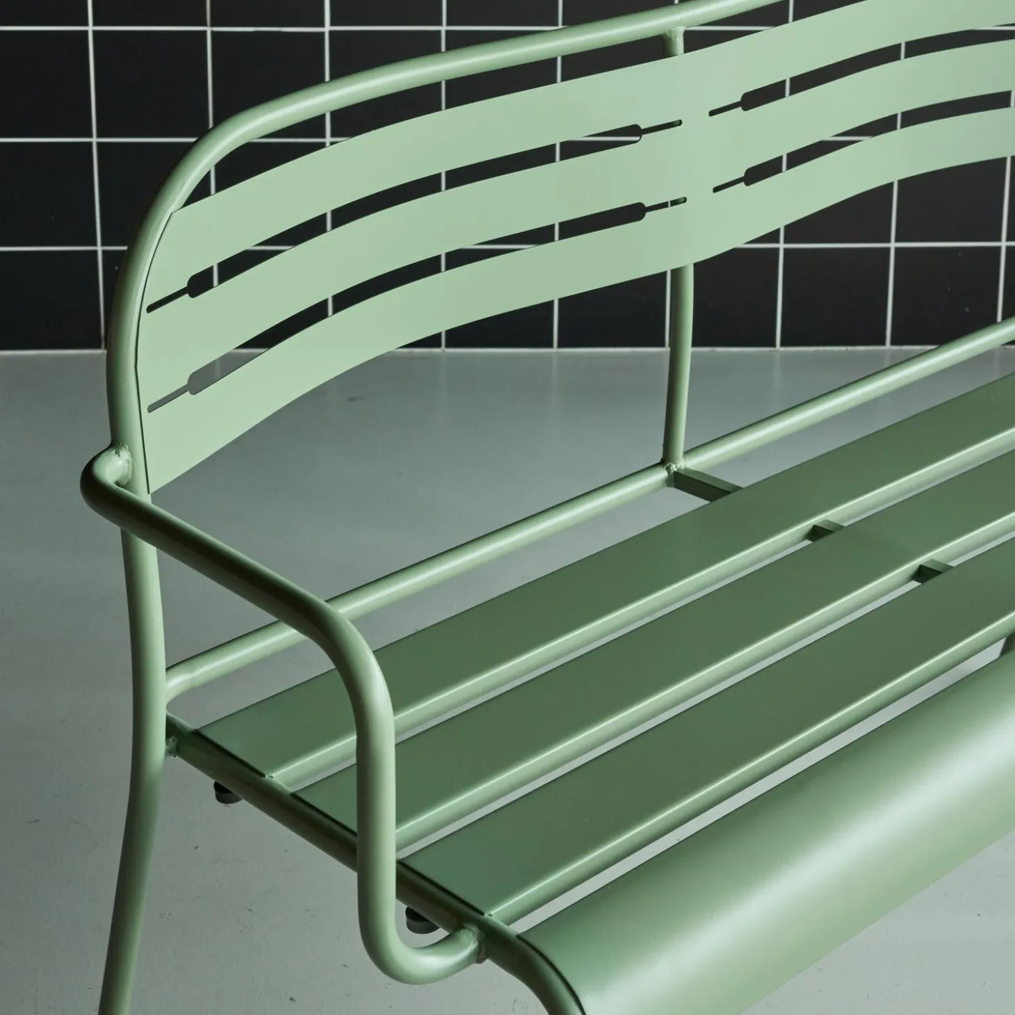 Outdoor-Sitzbank aus Stahl für 2 Personen