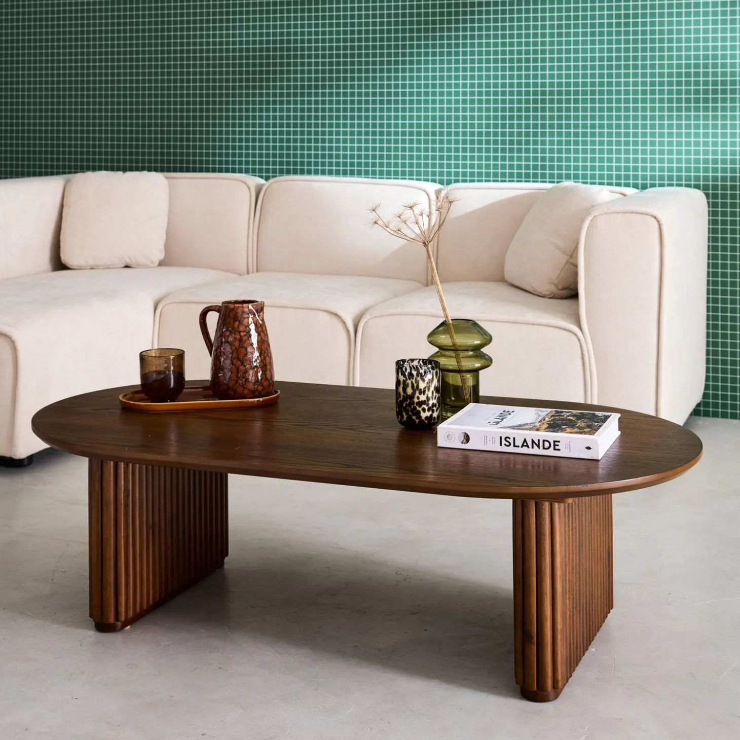 Ovaler Couchtisch Heveaholz und Eichenfurnier