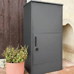 Paketbox 56 cm aus verzinktem Stahl mit Schloss.