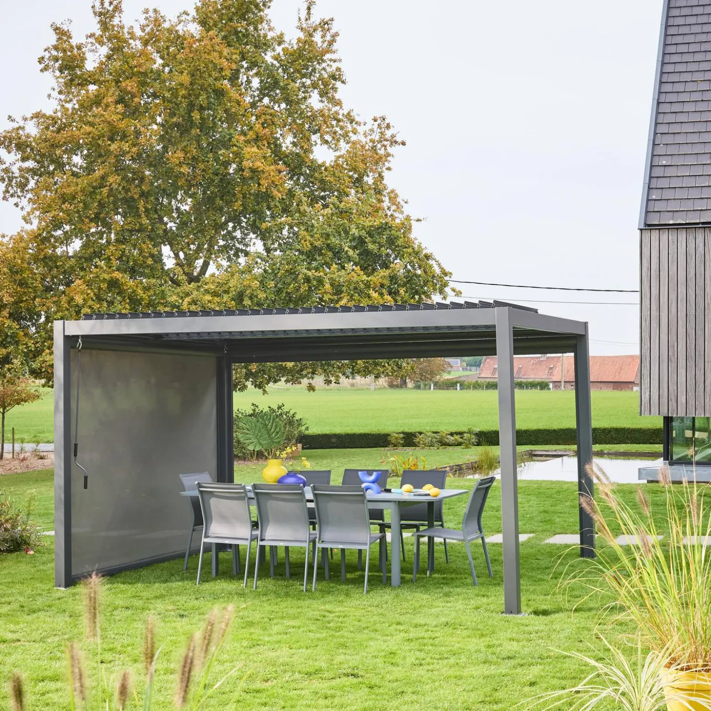 Pergola mit Lamellendach Palace 3x4m + Markise 3m