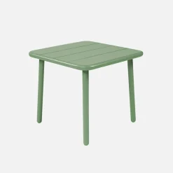 Quadratischer Couchtisch für den Garten aus Stahl
