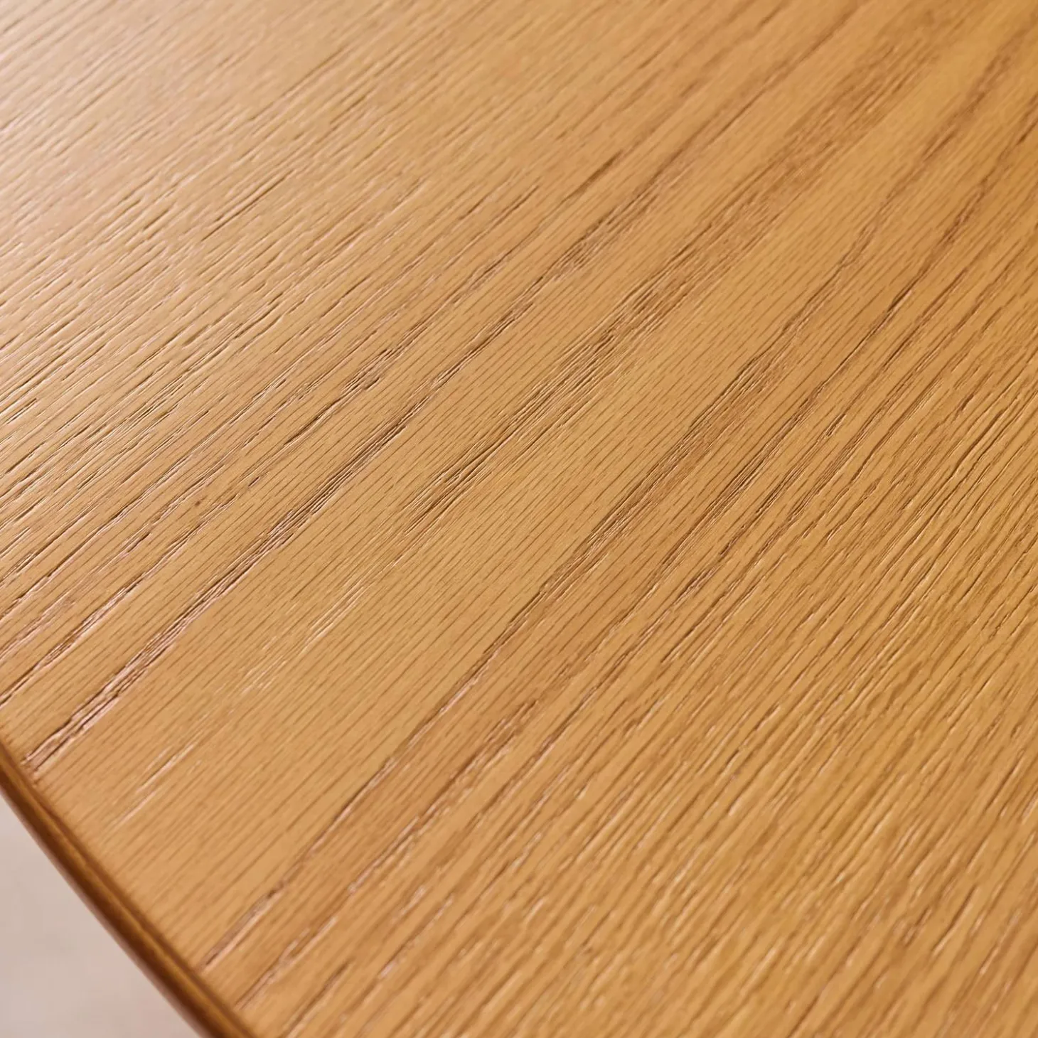 Runder Tisch Heveaholz und Eichenfurnier 4 Plätze