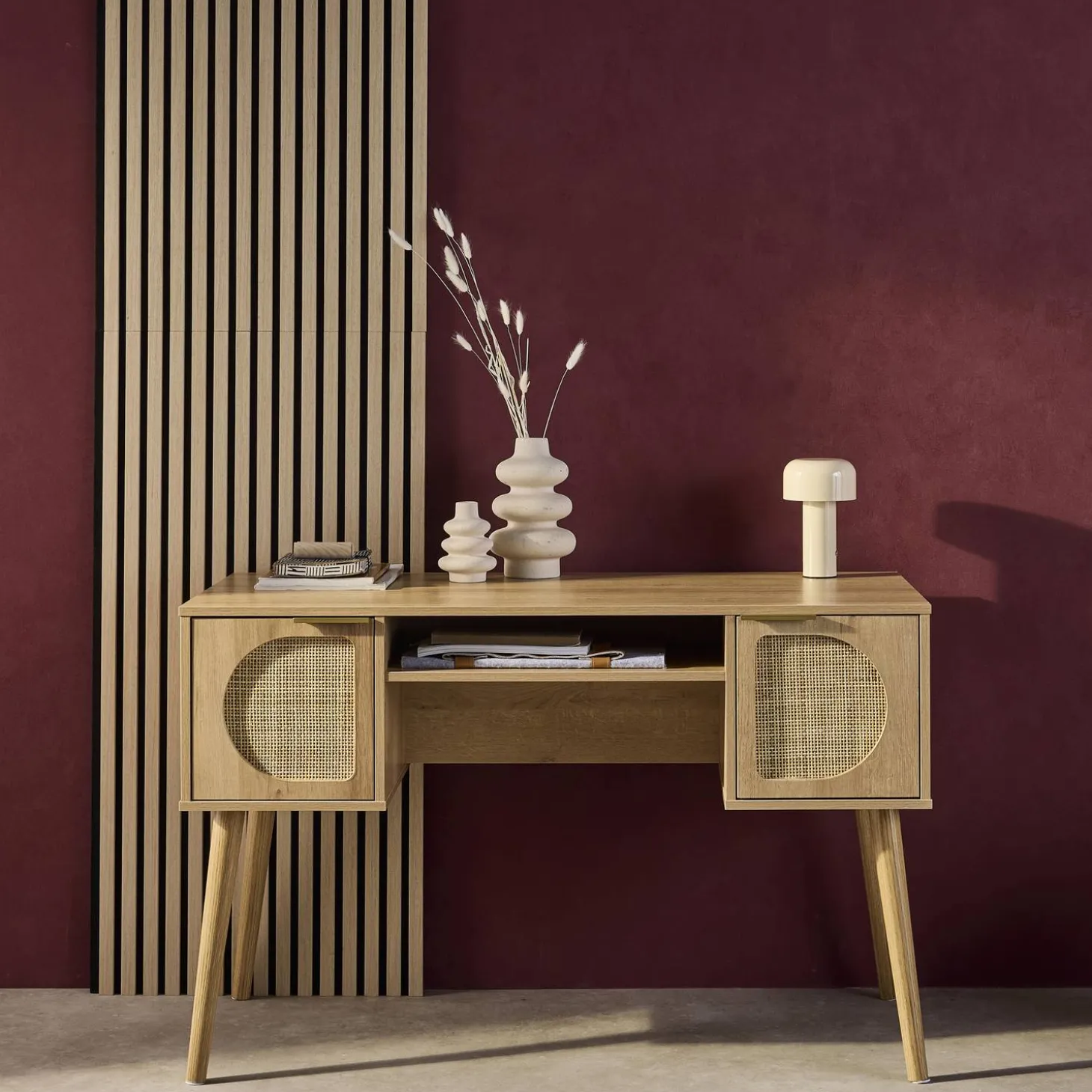 Schreibtisch mit Holzdekor und Rattan-Geflecht, 2 Türen