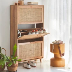 Schuhschrank mit Rattan-Geflecht