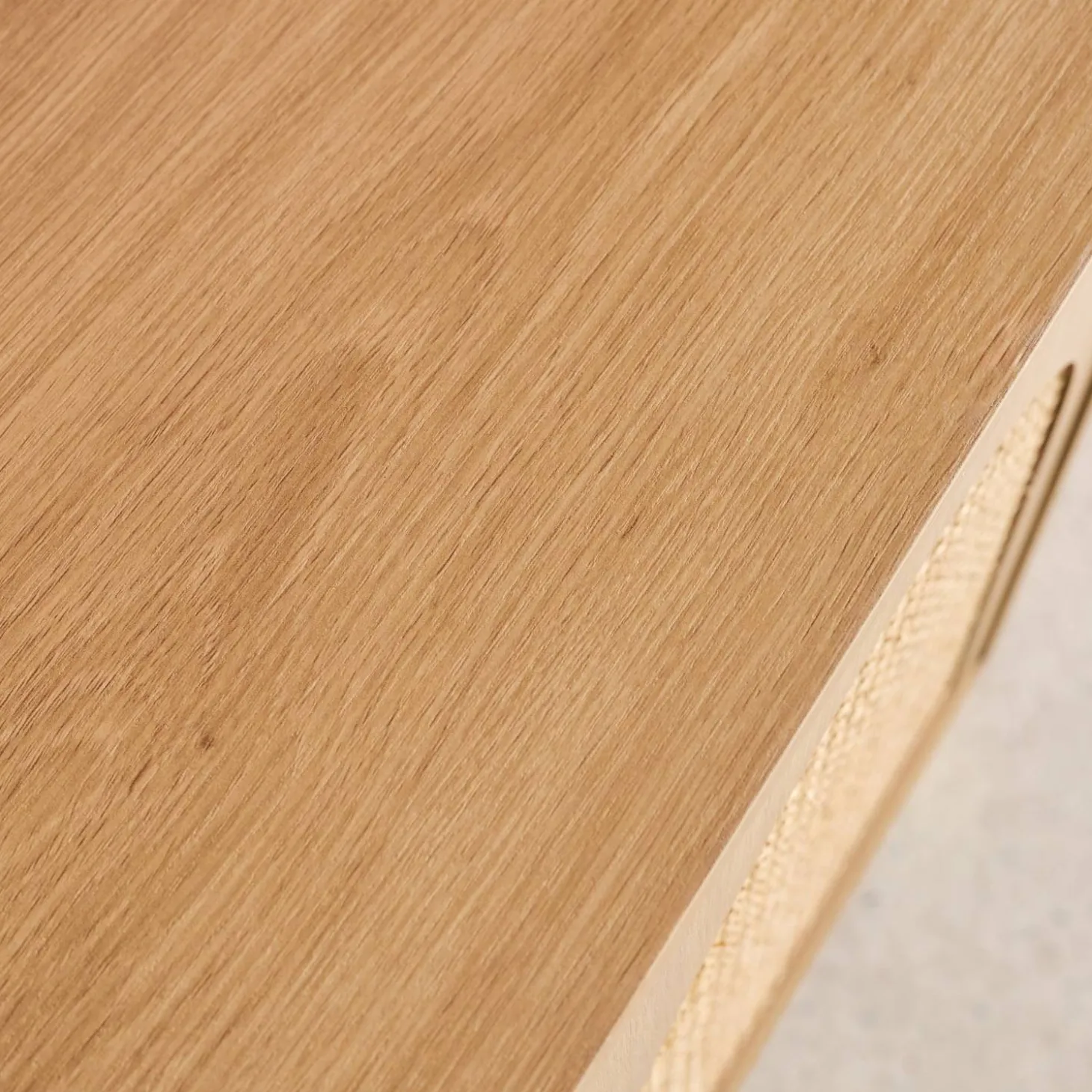 Sideboard Holzdekor und Rattan-Geflecht 3 Türen 120 cm