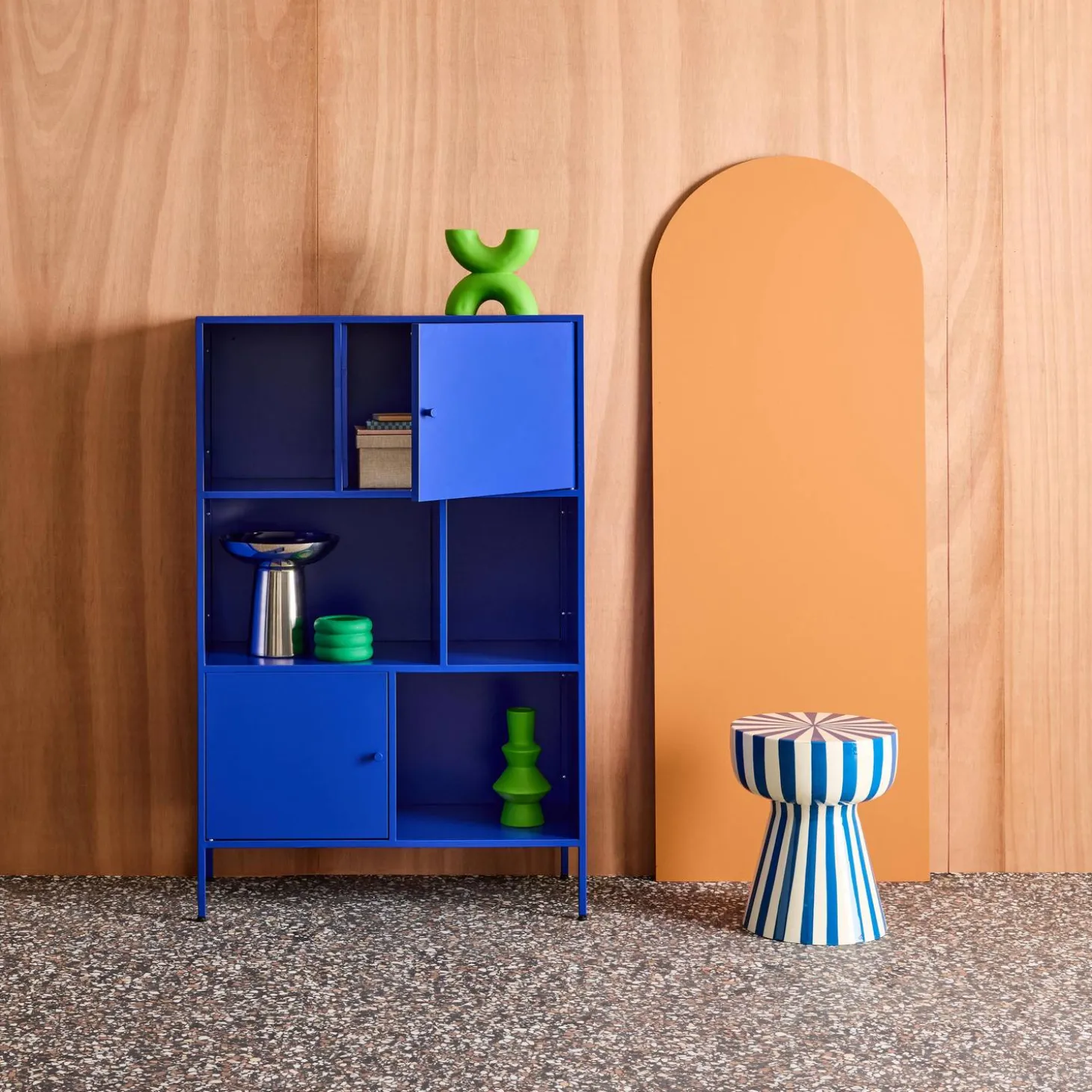 Sideboard, industrielles Aufbewahrungsmöbel aus Stahl mit 6 Stauräumen