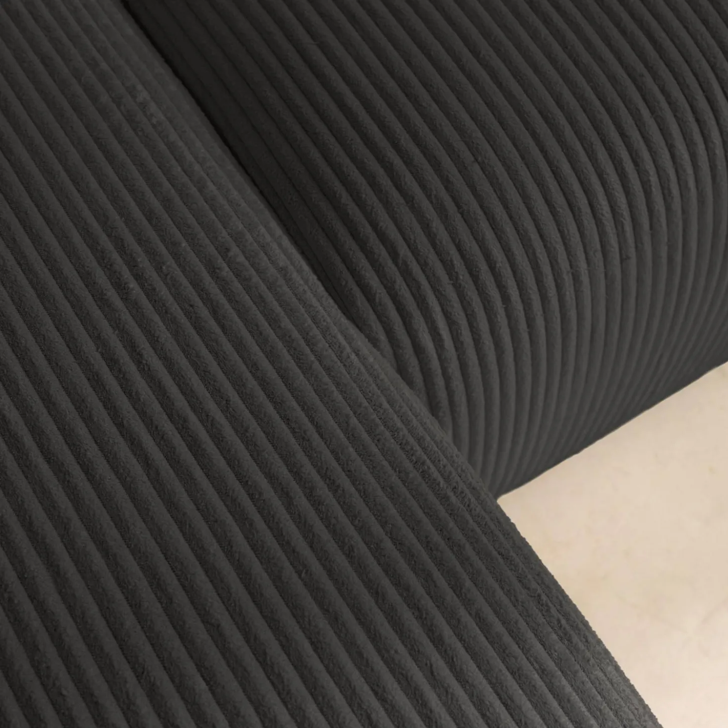 3-Sitzer Ecksofa mit Schlaffunktion und Cordbezug, Recamiere beidseitig montierbar