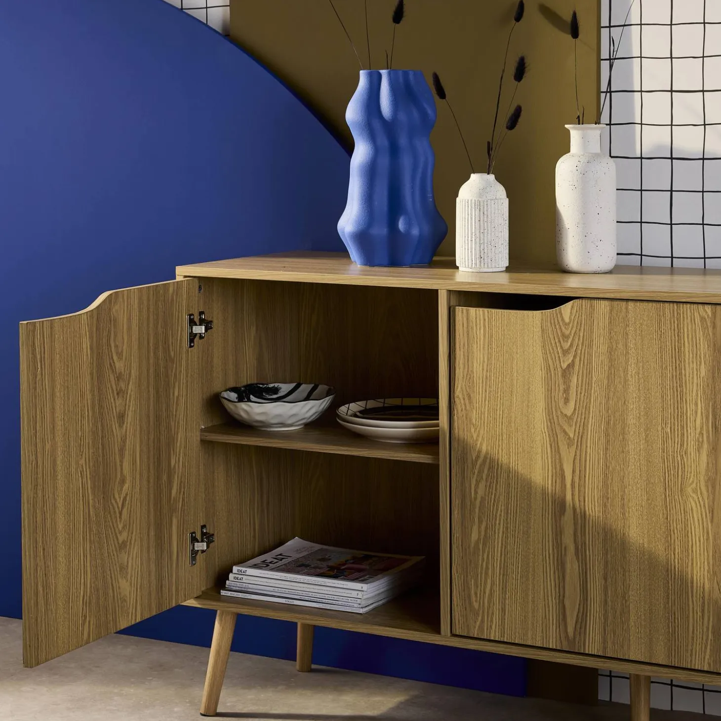 Skandinavisches Sideboard mit 2 Türen 160 cm