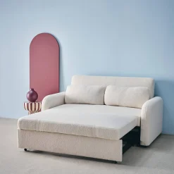 Abgerundetes 2-Sitzer Sofa mit Bouclé-Bezug