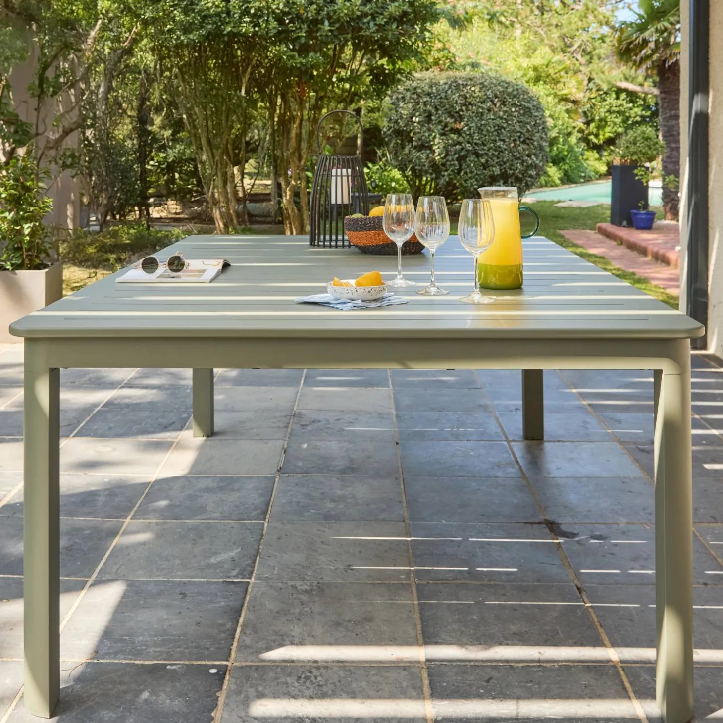 Ausziehbarer Gartentisch aus Aluminium 199/258,5cm für 12 Personen