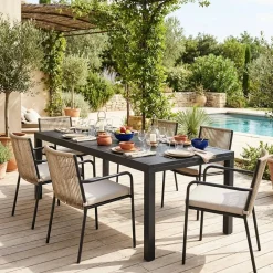 Ausziehbarer Gartentisch aus Aluminium für 10-12 Personen