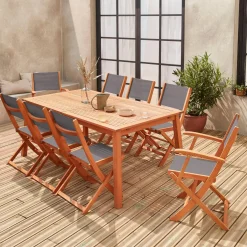 Ausziehbarer Gartentisch aus Holz, 8 Stühle