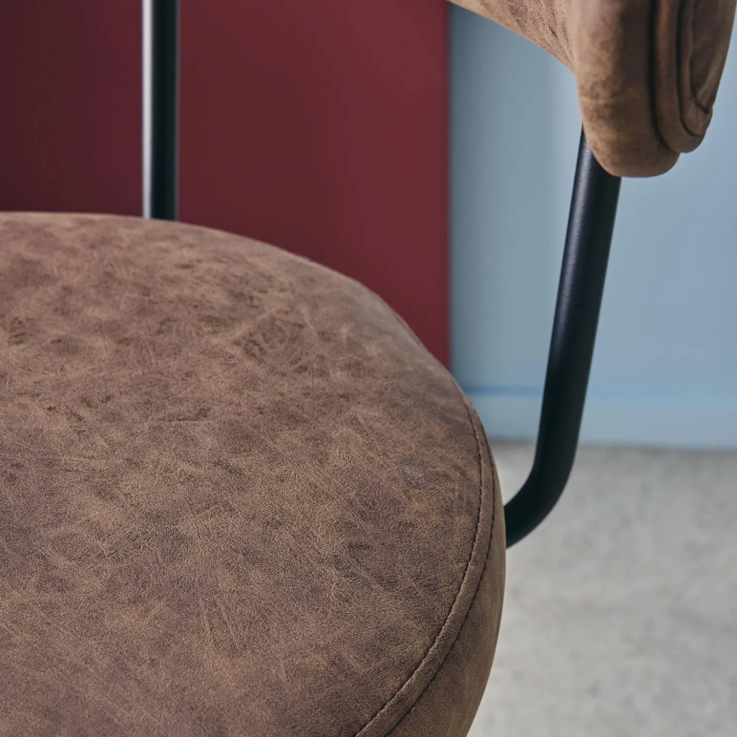 Barhocker mit drehbarer Sitzfläche aus Metall und Kunstleder (Set von 2)