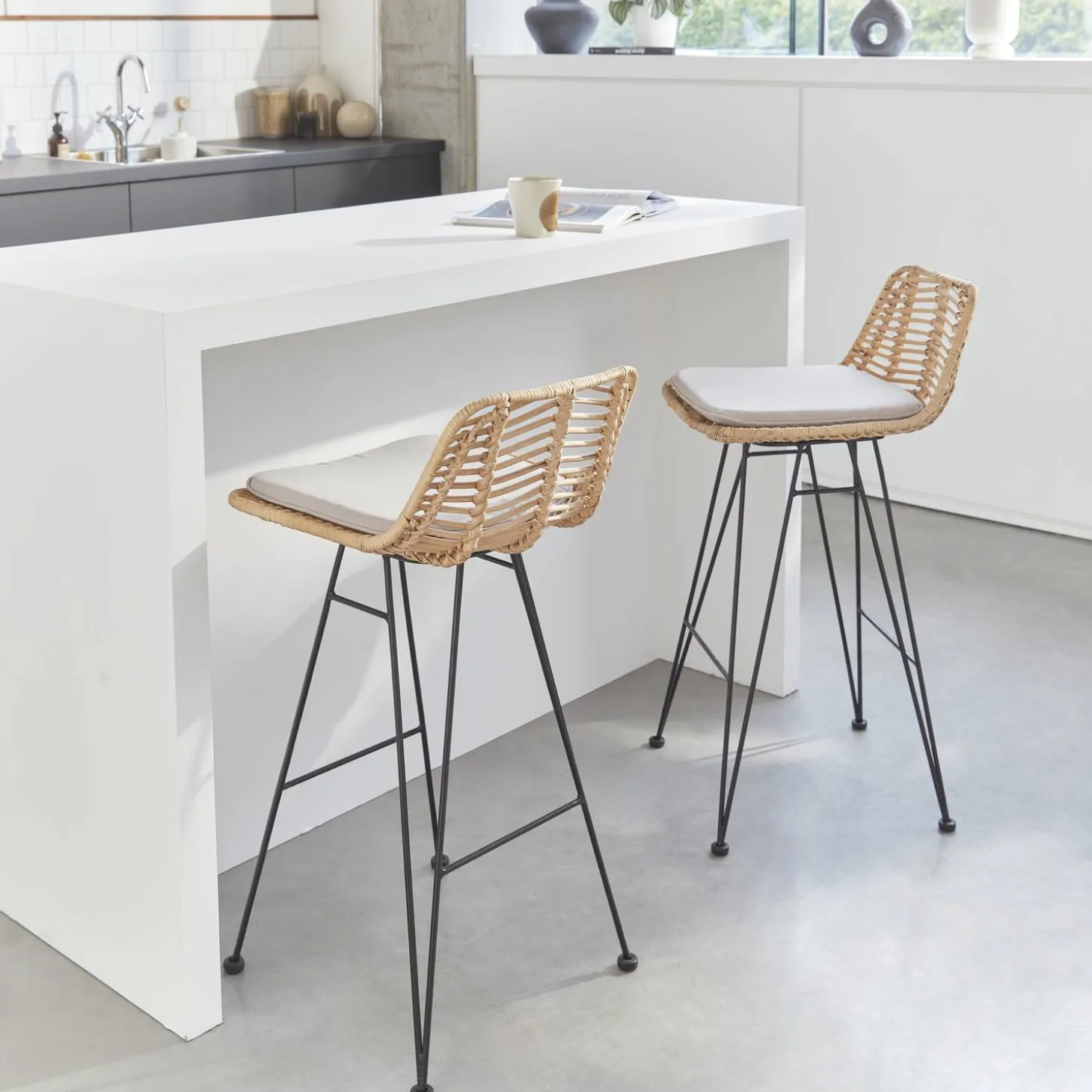 2 Barhocker Rattan und Metall, 67cm