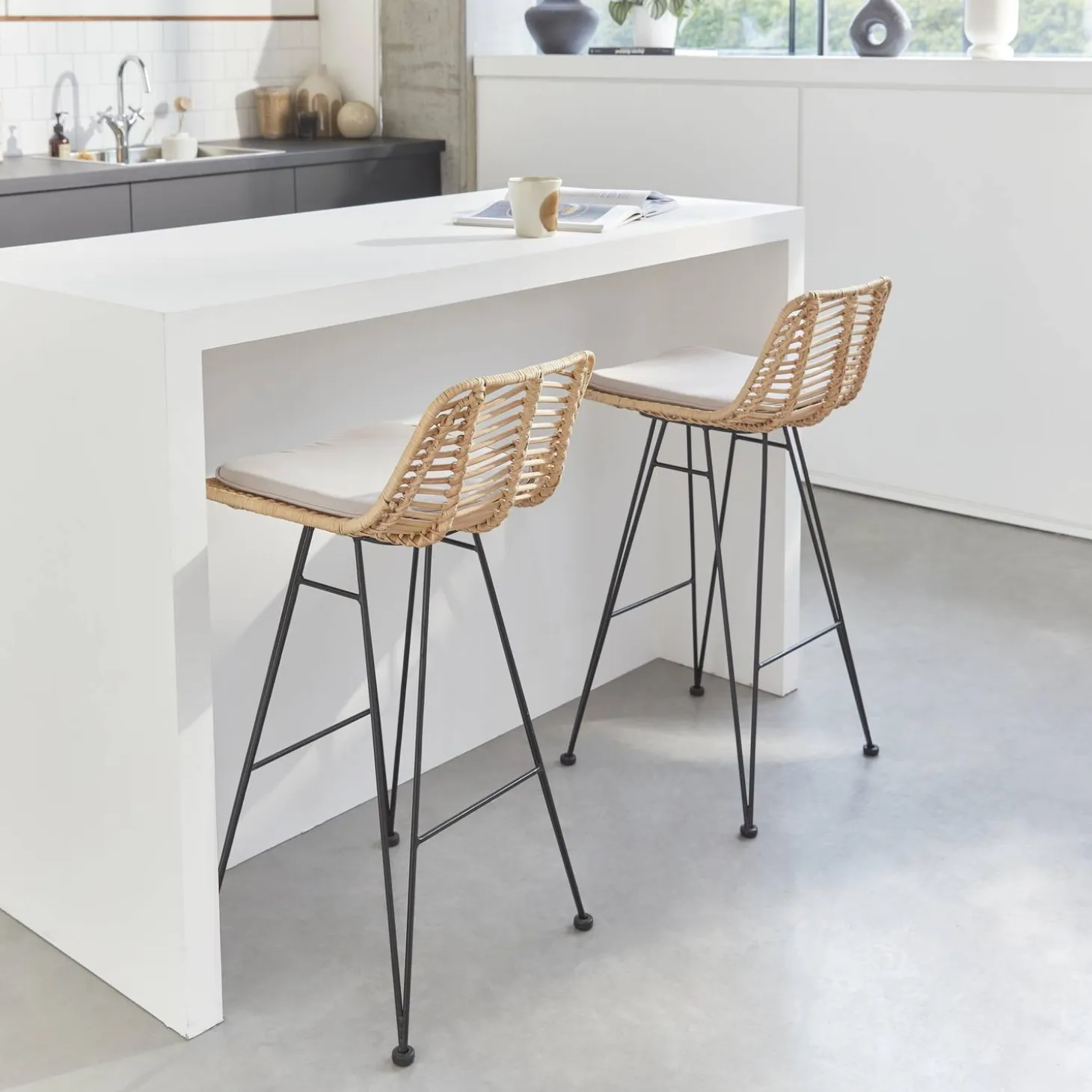 2 Barhocker Rattan und Metall, 67cm