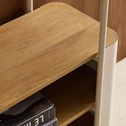 Bücherregal aus gebogenem Metall mit Holzdekor, 6 Ebenen