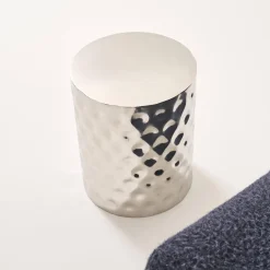 Beistelltisch, Sofaende, Nachttisch aus emailliertem Chromstahl Ø 33 x H 41 cm