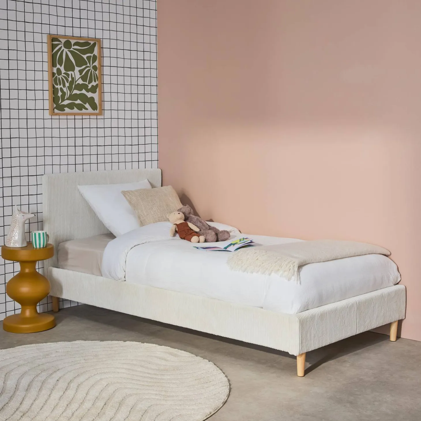 Bett mit Lattenrost und Kopfteil, 90x190cm breit gerippter Cord