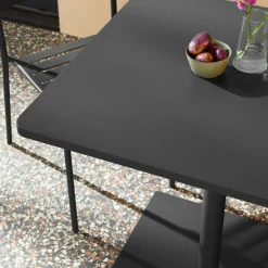 Bistro-Gartentisch quadratisch aus Stahl + 2 Stühle