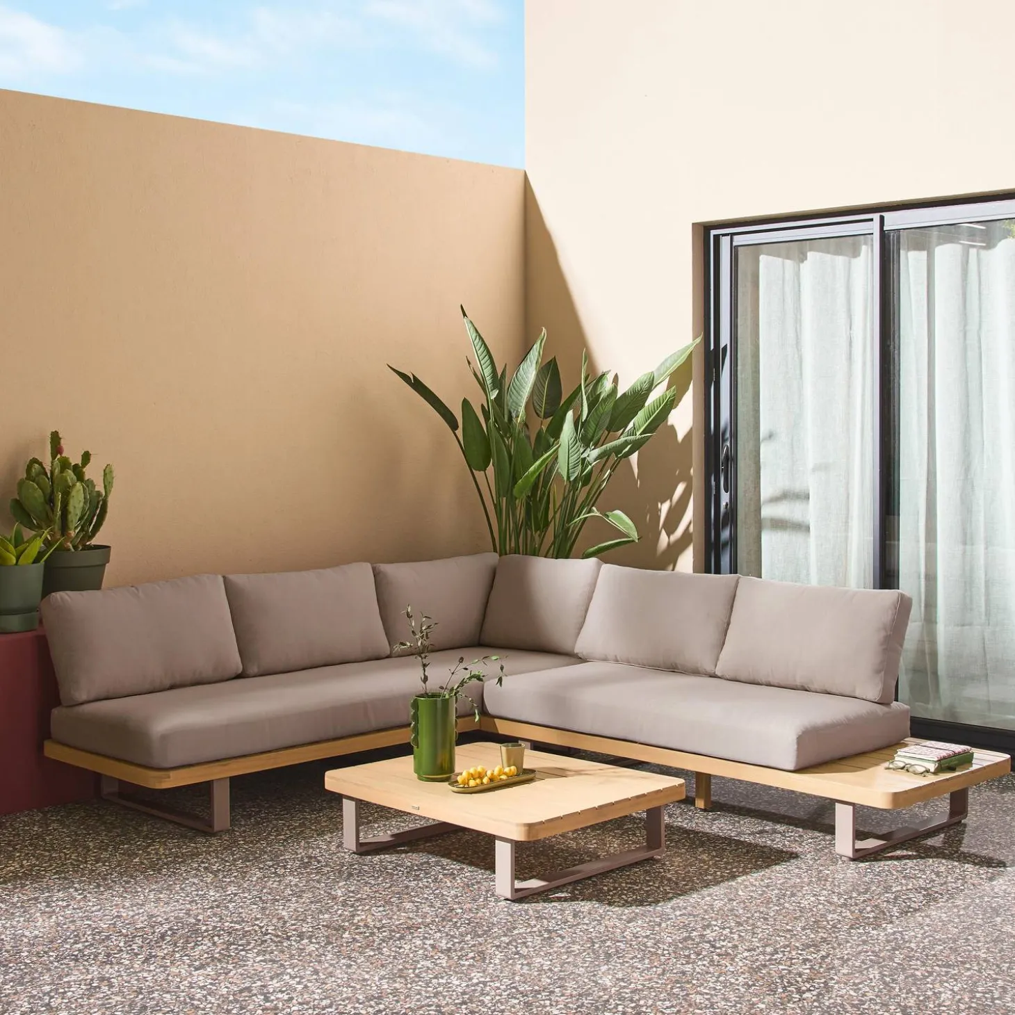 Eck-Gartenmöbelset aus Akazienholz und Aluminium für 5 Personen