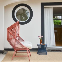 Eiförmiger Garten-Sessel aus Stahl und Kunststoffgeflecht