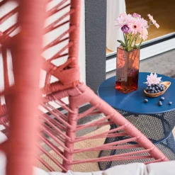 Eiförmiger Garten-Sessel aus Stahl und Kunststoffgeflecht