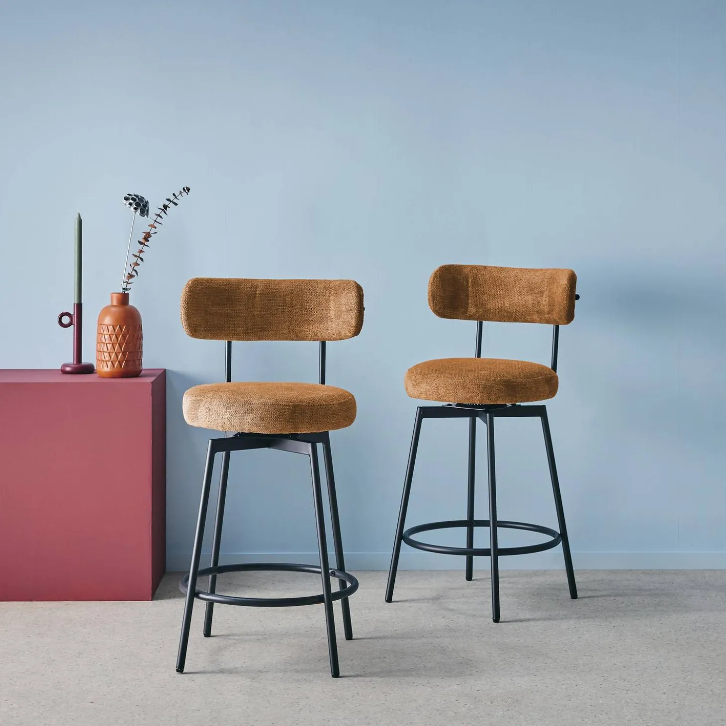 2er-Set Barhocker mit drehbarem Sitz aus Metall mit Stoffbezug