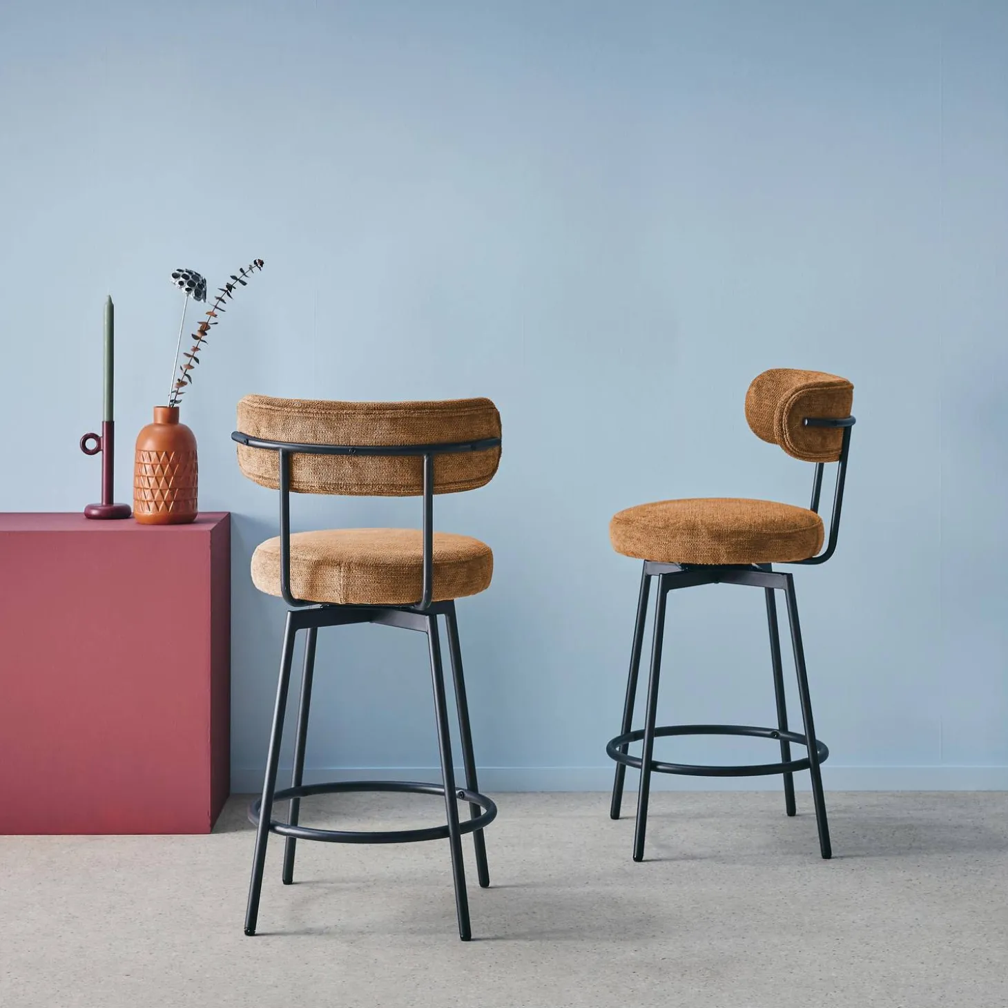 2er-Set Barhocker mit drehbarem Sitz aus Metall mit Stoffbezug