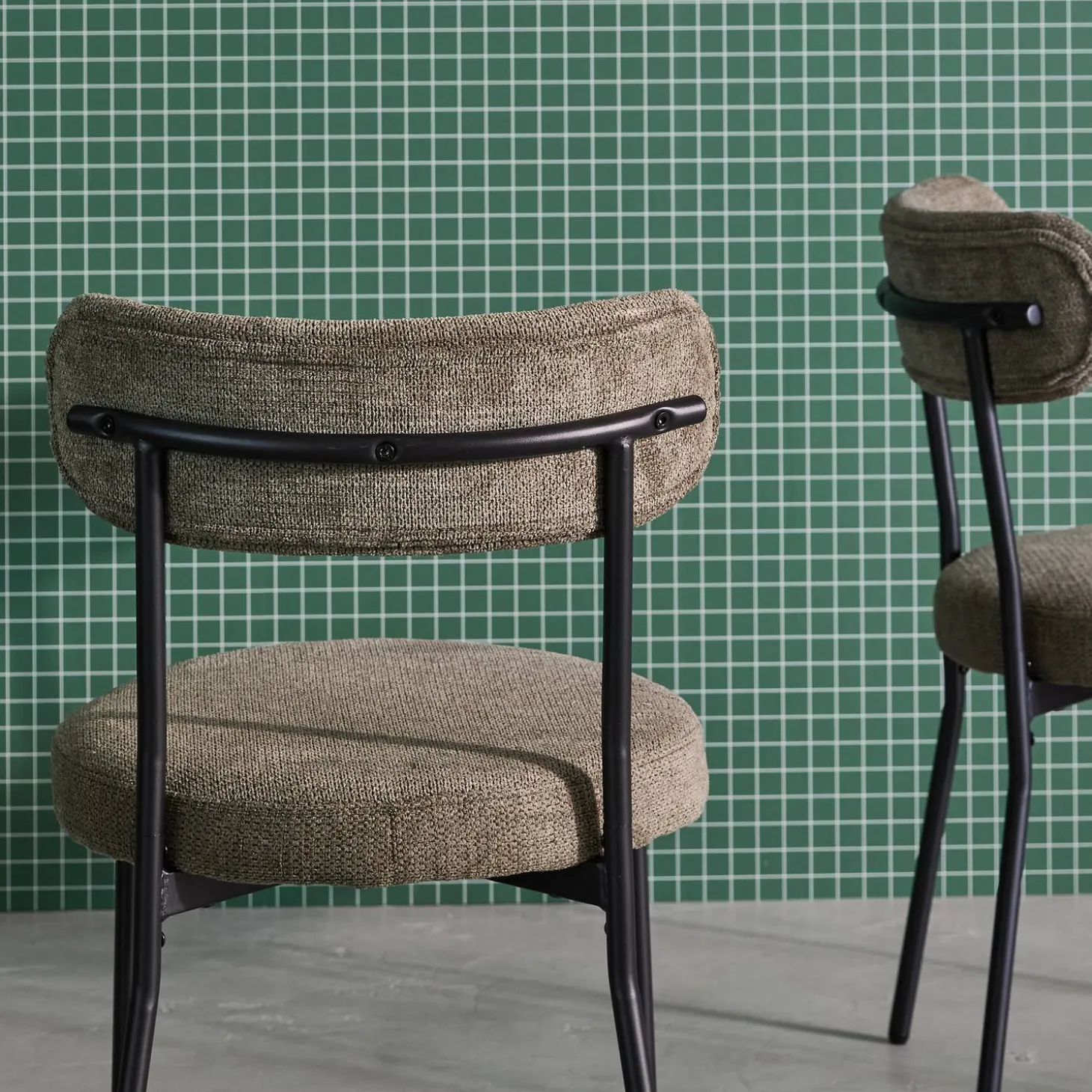 2er-Set Metallstühle mit Chenille-Bezug