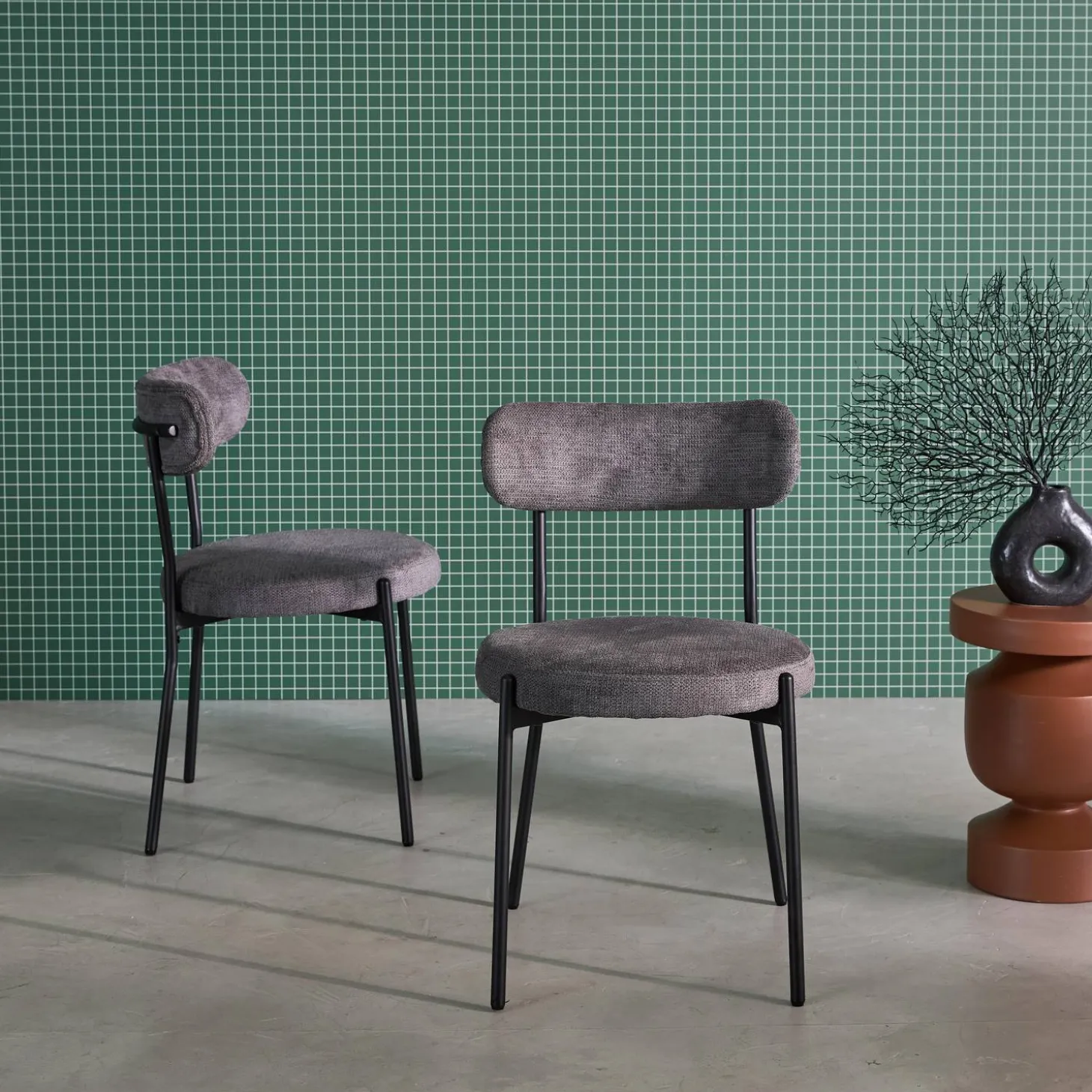 2er-Set Metallstühle mit Chenille-Bezug