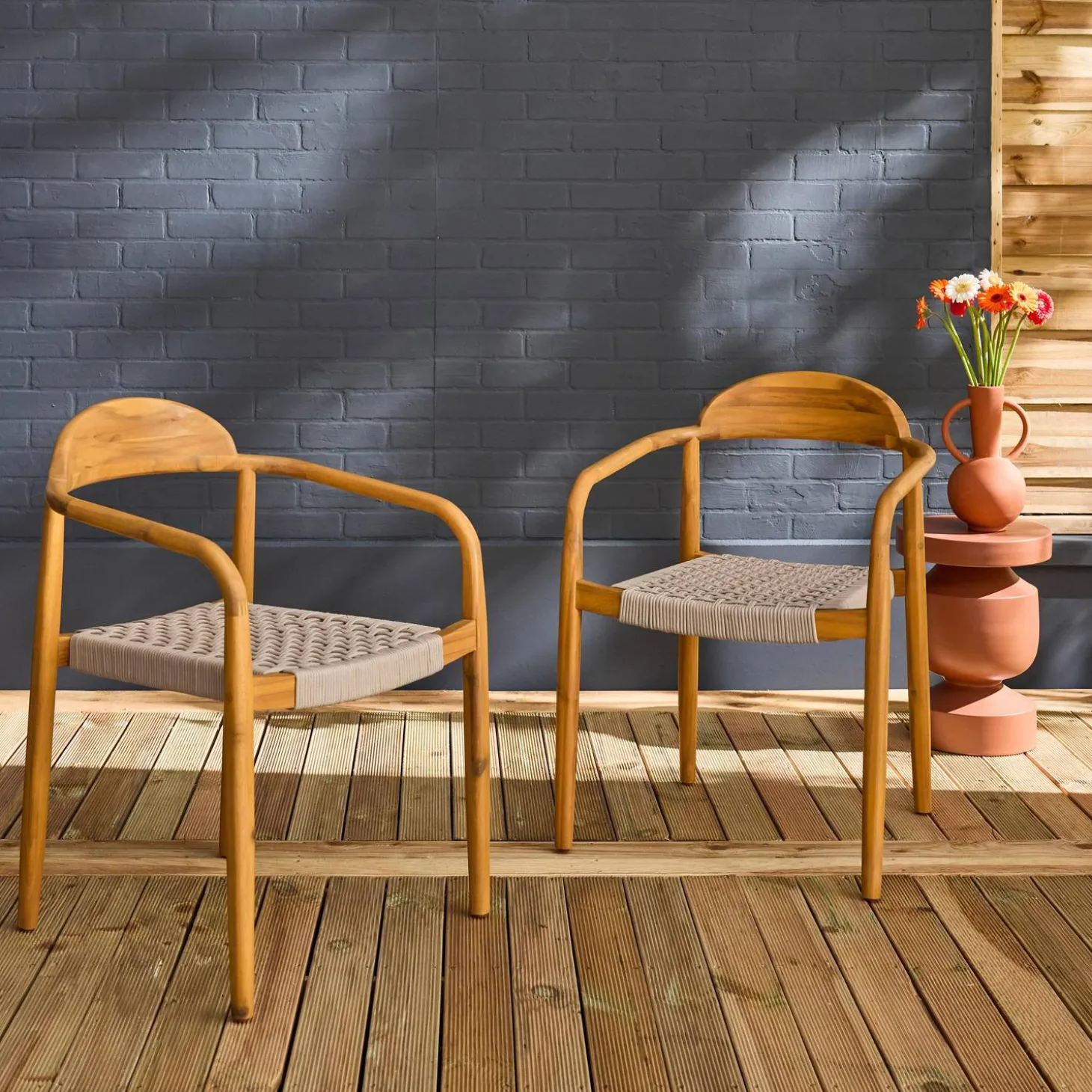 2er-Set Sessel aus Akazienholz mit Sitzfläche aus Polyrattan