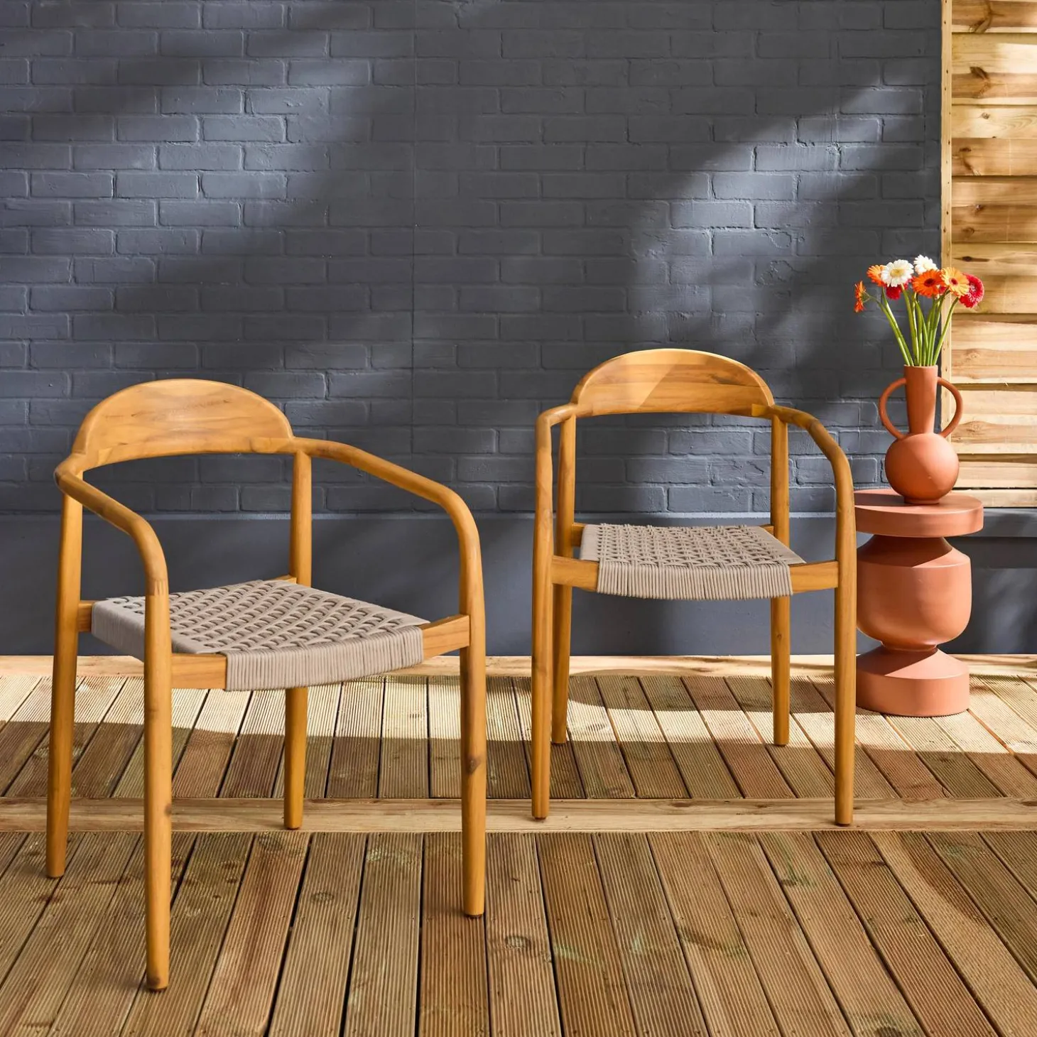 2er-Set Sessel aus Akazienholz mit Sitzfläche aus Polyrattan