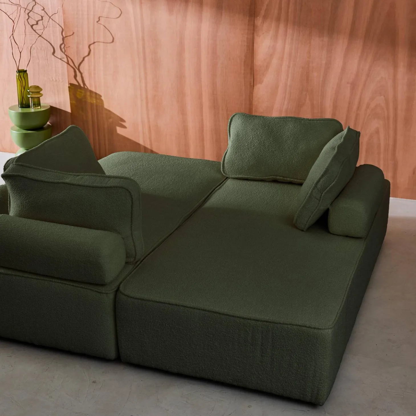 2er-Set 2-Sitzer Sofas mit Bouclé-Bezug für ein modulares Sofa