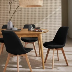 4er-Set skandinavische Stühle mit Holzbeinen
