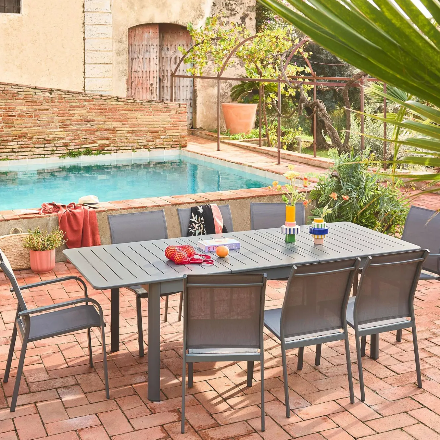 2er-Set stapelbare Gartenstühle aus Aluminium und Textilene