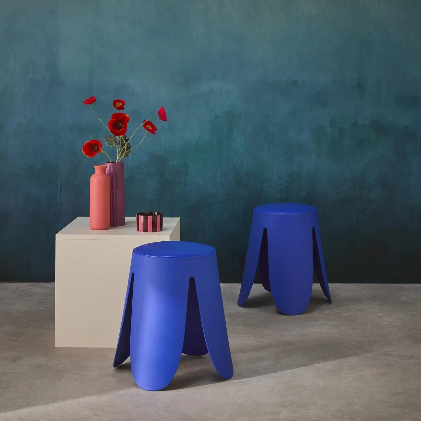 2er-Set stapelbare Hocker mit Kunstleder