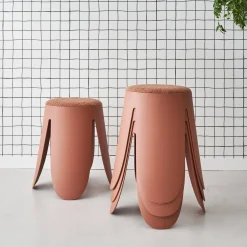 4er Set stapelbare Hocker, strukturierter Bouclébezug