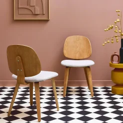2er-Set Stühle, gewölbtes Holz mit Dekor und Bouclé-Bezug