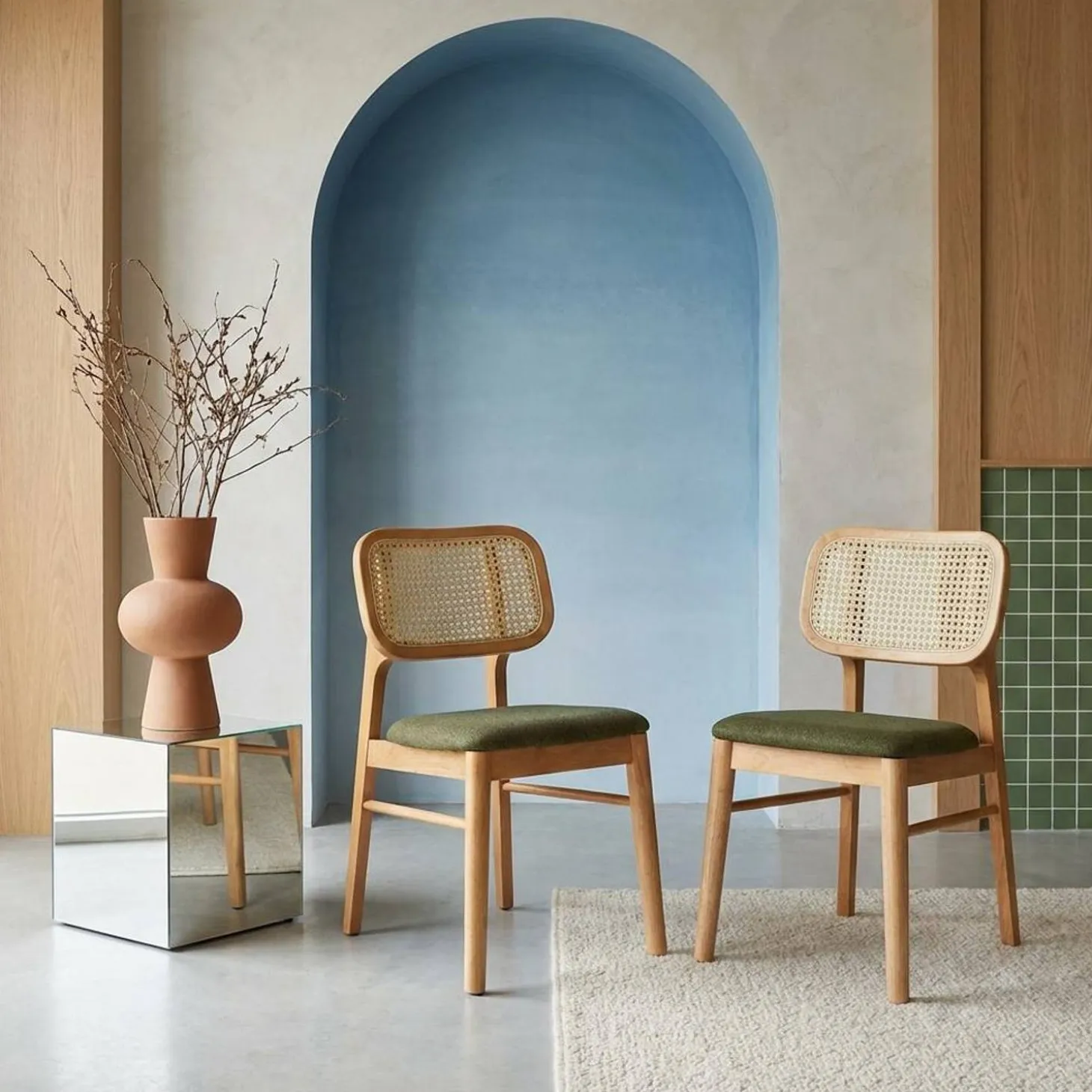 2er-Set Stühle im Bohème-Stil aus Hevea und Rattan-Geflecht